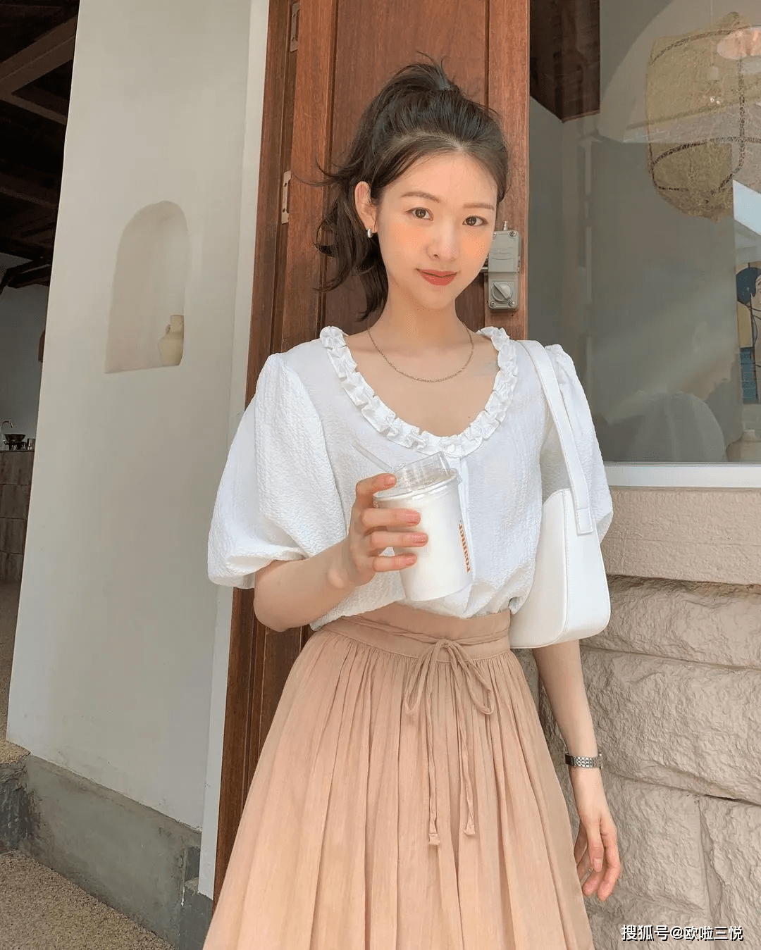 连衣裙|女生夏季穿搭：韩国风格，照着穿就很美！
