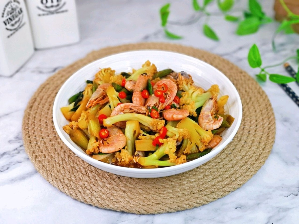 北极|家常干锅花菜，简单好操作，鲜美又下饭，给肉都不换