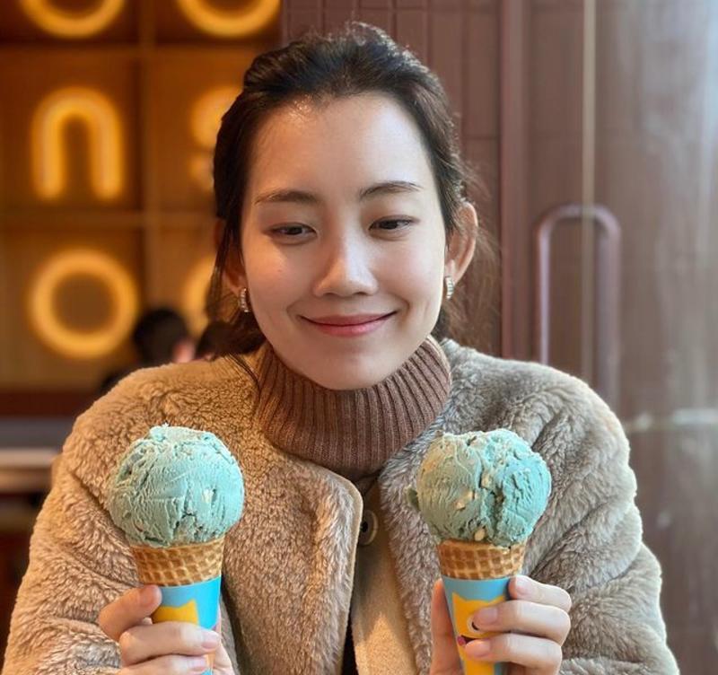 美貌|入行11年默默无声，申铉彬忽成韩娱团宠，柳演锡很有“帮妻运”