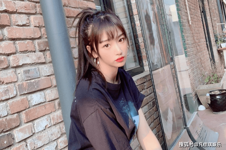 19岁离奇退出jyp,后因不实言论遭诋毁,参加选秀被资本置换星途_孔雪儿