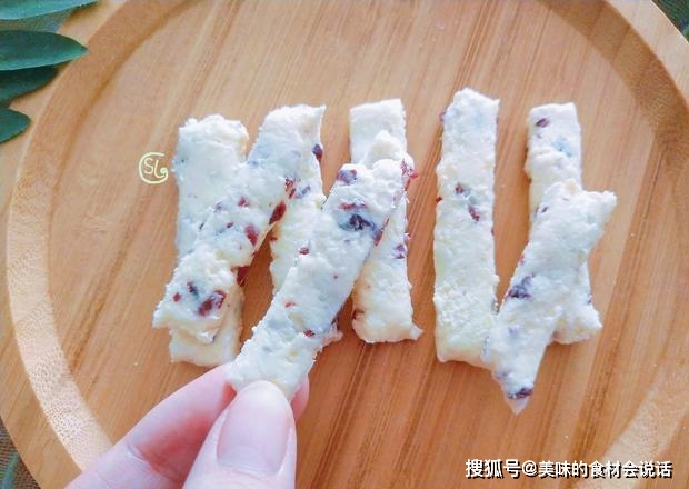 做法|过年零食不用买了,分享6种小零食,做法简单,老人孩子都爱吃