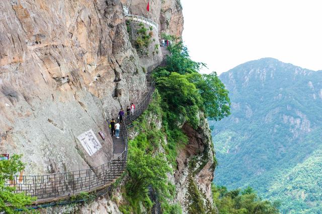 江浙沪最值得去爬的山，形成于1.2亿年前，这里的风景有三绝！