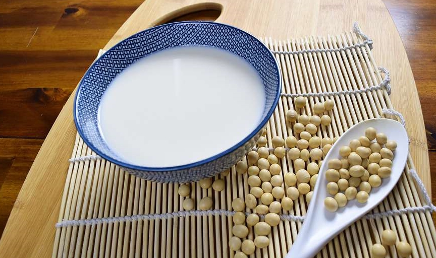 吃什么东西能增加雌激素 14127d47b97f46babb1e61e7efc4d9eb.jpeg