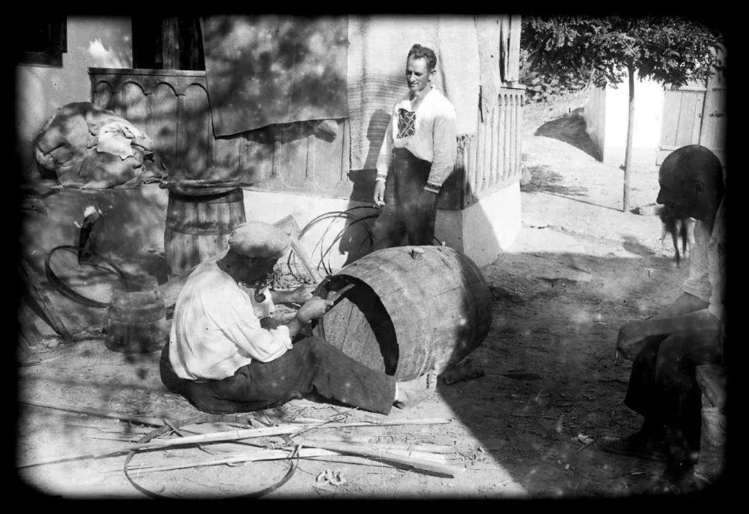 酿酒|珍贵史料 | 百年前摩尔多瓦民族竟如此酿酒?