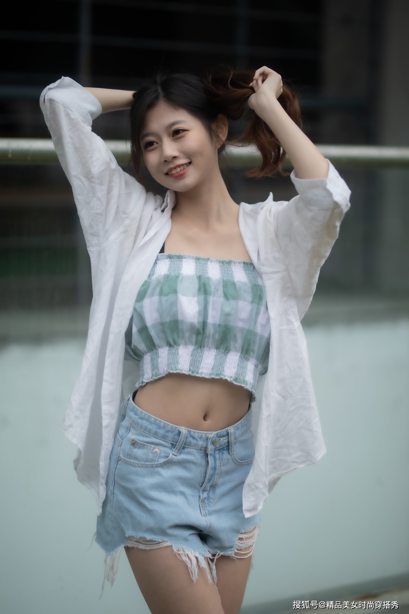 烤熟|夏日里最为清凉的穿搭单品，简约的款式却非常的个性时尚