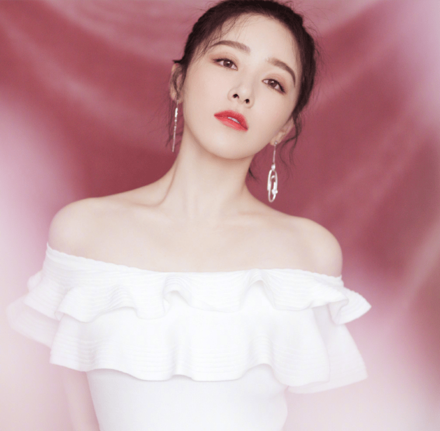 演技|因分手上热搜的阚清子，演技炸裂，衣品超好