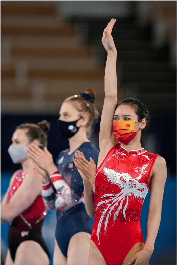 身材|朱雪莹赢得冠军太厉害！和军人男友合照曝光太般配，涂红唇好美艳