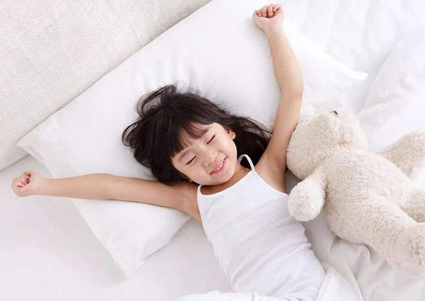 经济|40岁宝妈深夜发朋友圈“我后悔生二胎了”，看了让人真是心疼