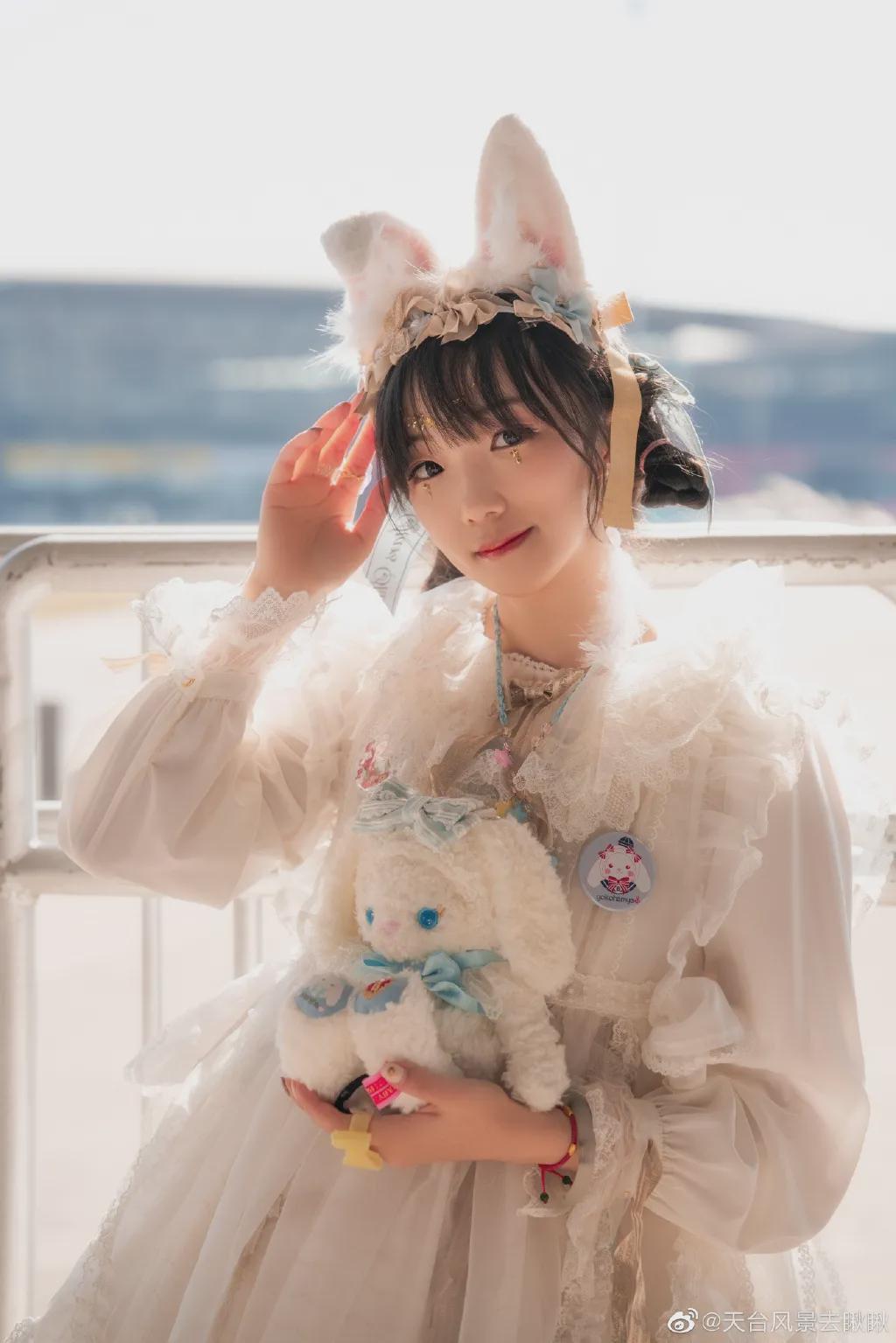 Lolita|Lolita：沐浴阳光