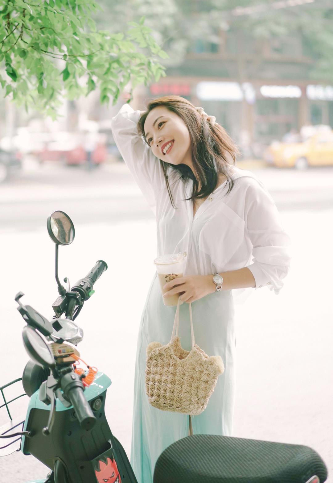 晓宁|该买裙子了!这4条绝美仙女裙,太美太撩人