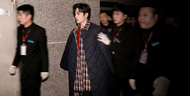 网友|《余生请多指教》再被溜，官方承认压剧，肖战实惨