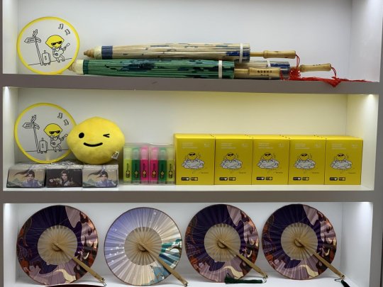 2021chinajoy现场直击发现萌物梦幻新诛仙玩家喊话变背景墙