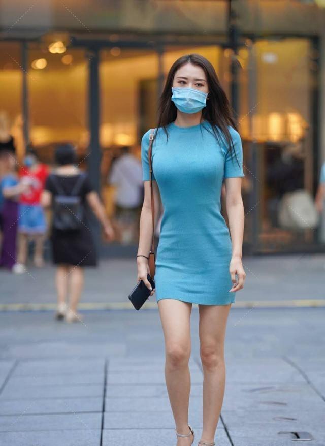仙女|一袭色彩饱满的连衣裙,层次分明气质出众,很配你这个小仙女