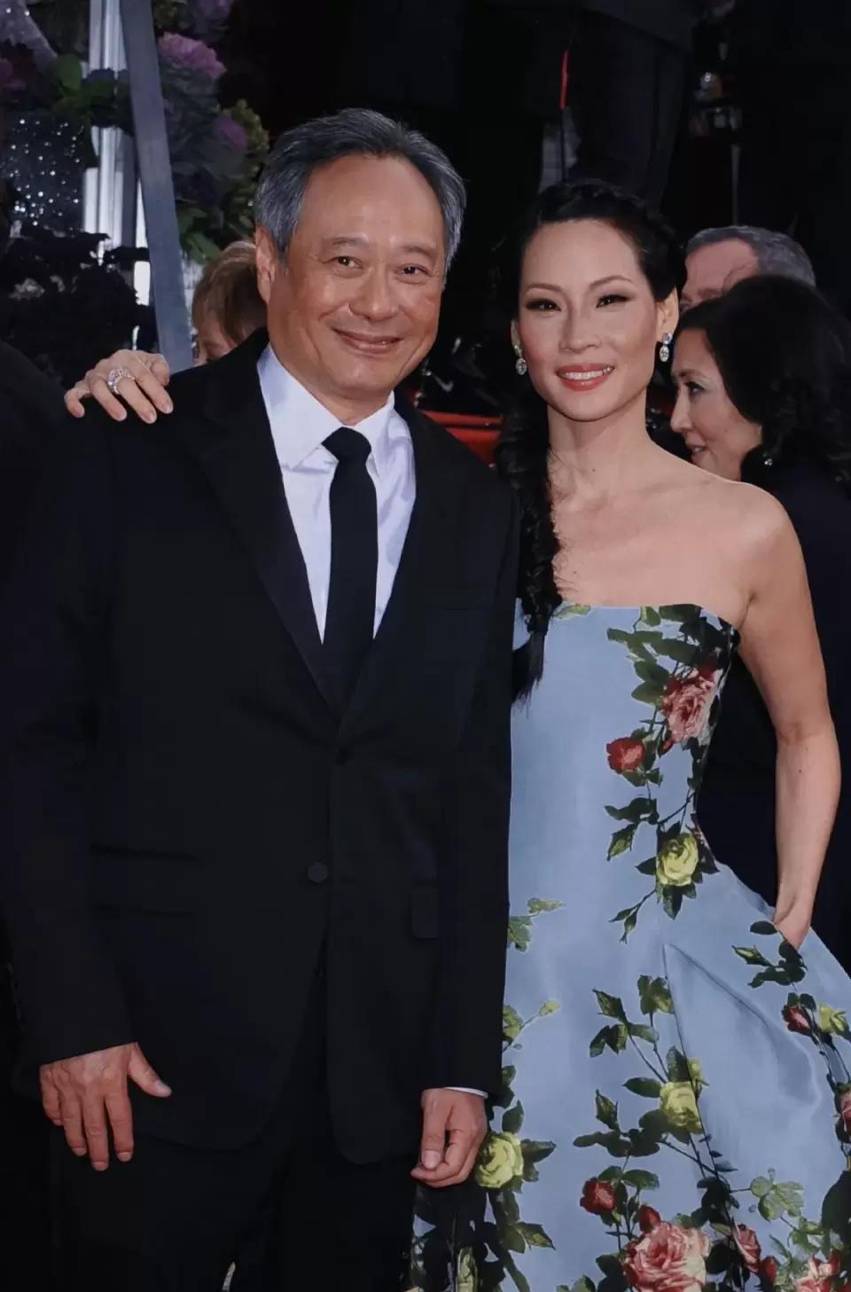 单眼皮|金高银的单眼皮越看越美，其实单眼皮眼妆手残党也能轻松搞定