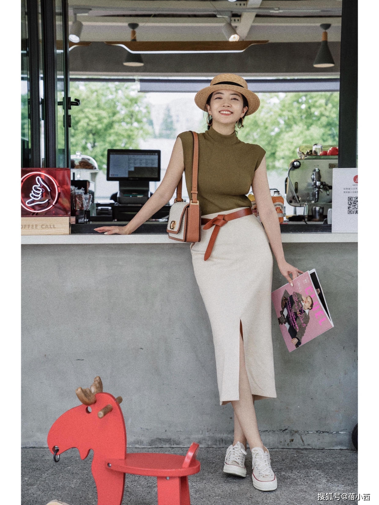 魅力|女人到了中年,放弃T恤搭配小黑裤!学三木博主这样穿,高级气质