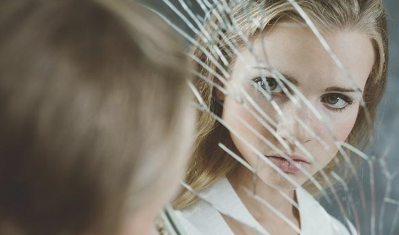 分裂症有什么影响吗 3b48e5a76cda4986b5df0515a35019c5.jpeg