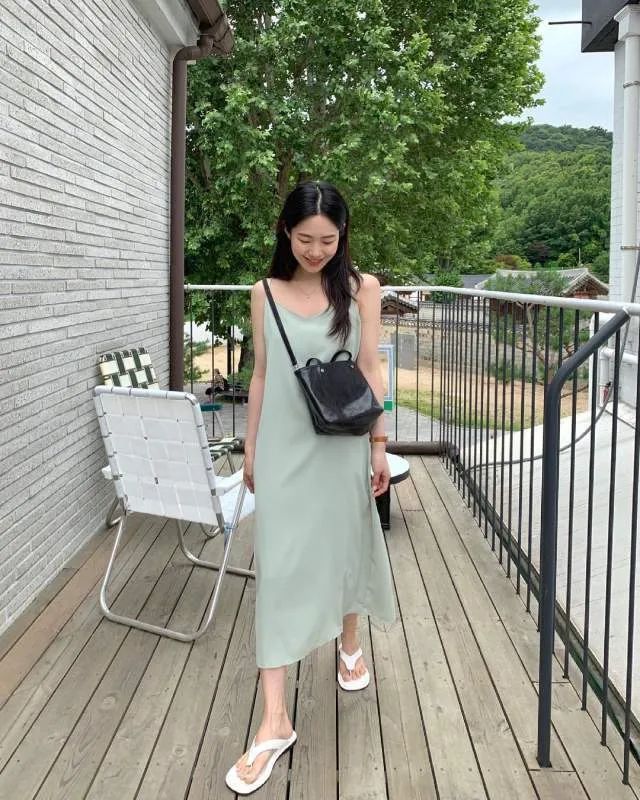 牛油果|清透感更清爽迷人!女生夏日浅牛油果色日常搭配推荐