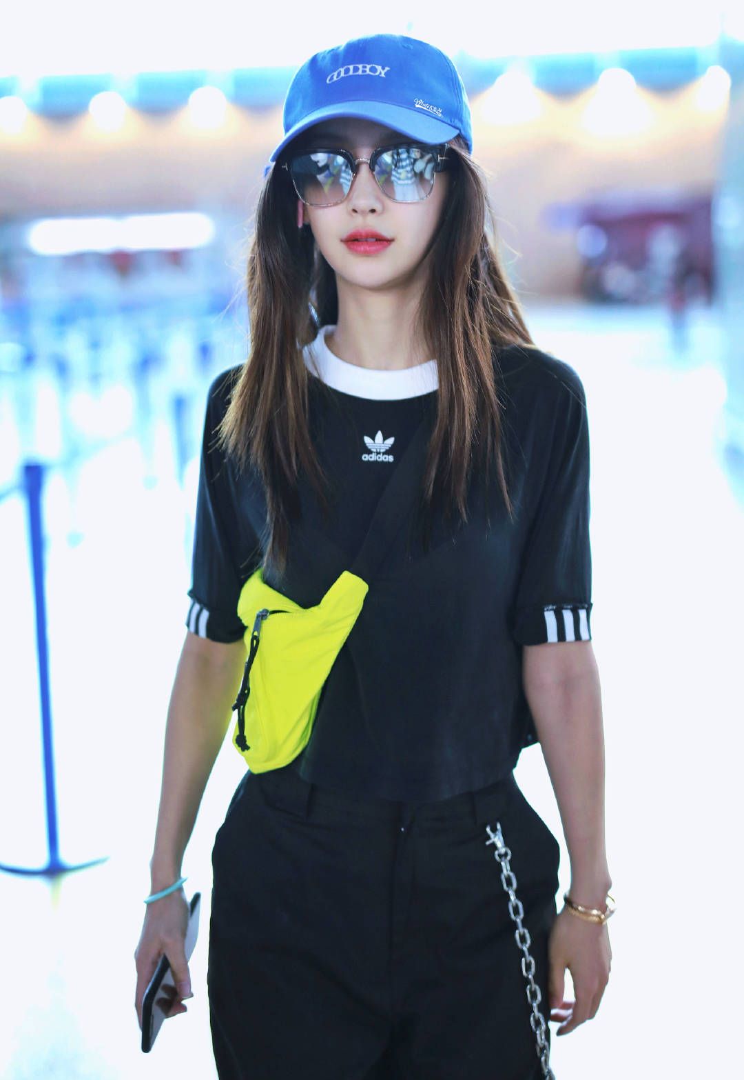 衣架子|baby杨颖最新私服穿搭曝光，真是又美又仙，不愧是行走的衣架子