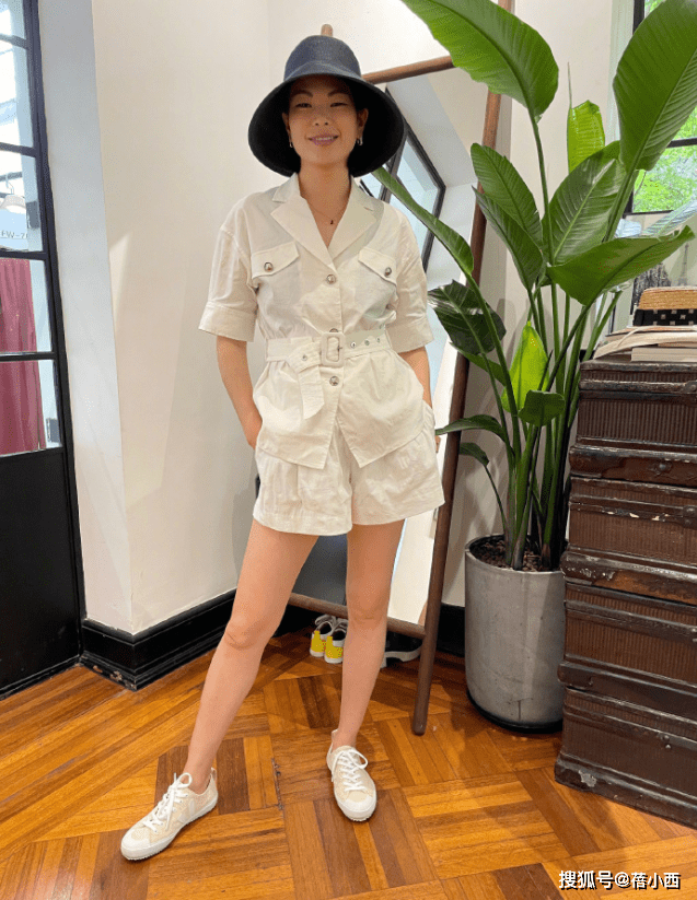 好身材|“丑模”吕燕打破审美局限,小眼睛大方脸,自创品牌+代言真高级