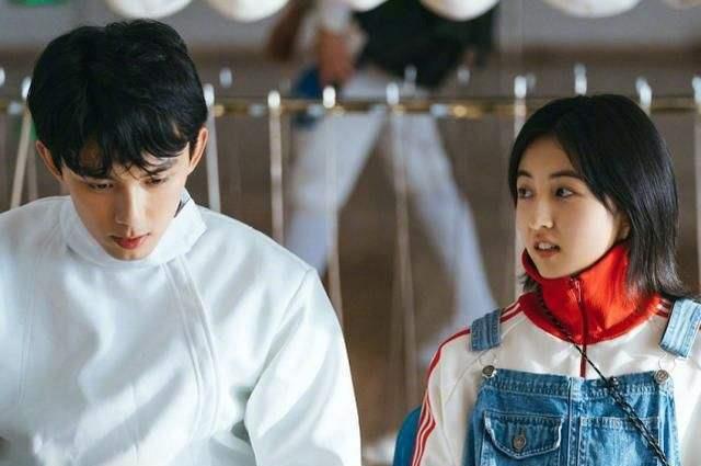 青春|盛夏和未来都很微弱