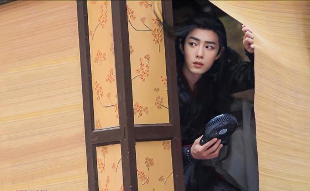 舅舅|《陈情续写》第33章：金凌抱魏婴痛哭，金陵台突生变故！