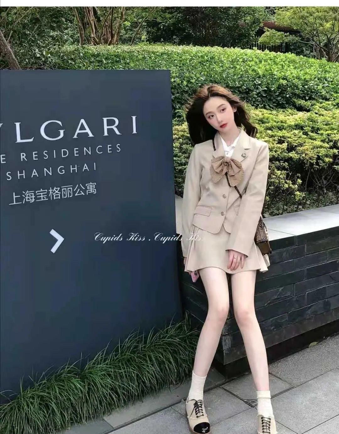 颜色|2021年早秋适合穿什么颜色的衣服