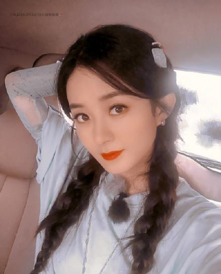 女明星|扎麻花辫不土的女明星，只服这10位，时髦不说还少女感十足