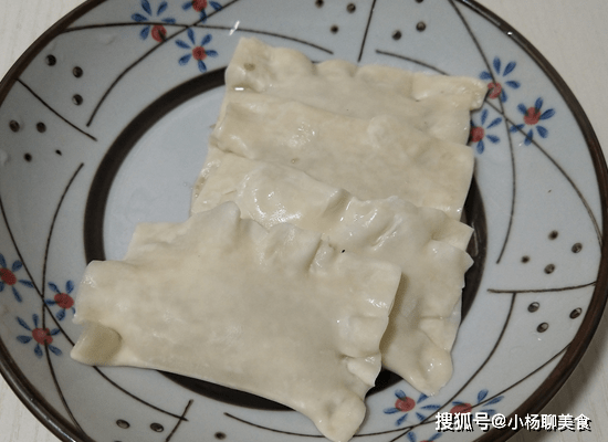 皮上|这早餐，我家隔三差五做一次，好吃又养胃，解馋还顶饱