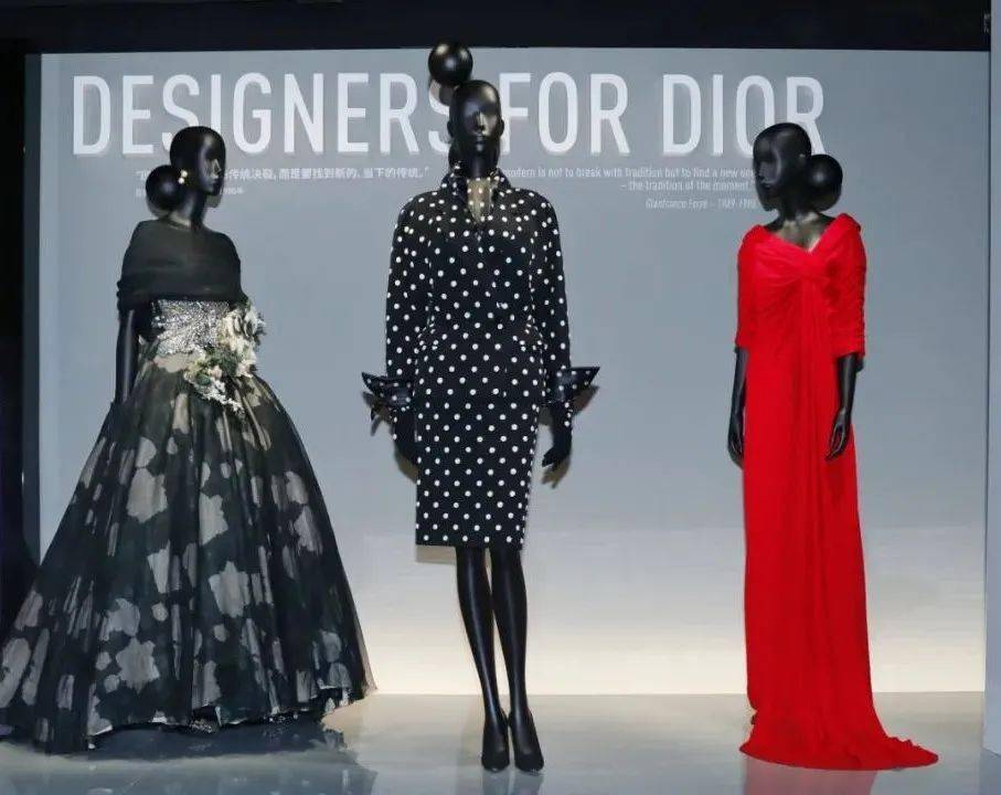 博昂|迪奥搞了个花园，赵丽颖、景甜都在里面当仙女！