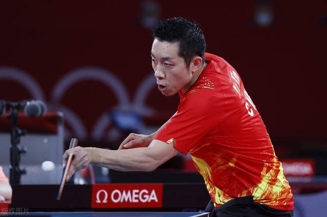 许昕|3-0！国乒晋级4强，马龙许昕超水平发挥，樊振东惊出一身冷汗