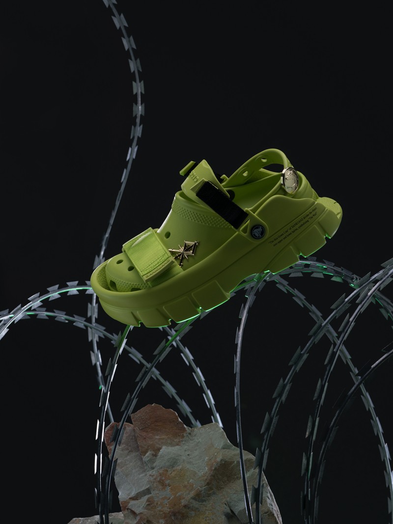 Crocs|叠中叠设计真苦！上官喆「最新联名鞋」即将发售！