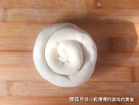 做法|烙饼的家常做法，外皮酥内香软层次还分明，步骤技巧详细告诉你