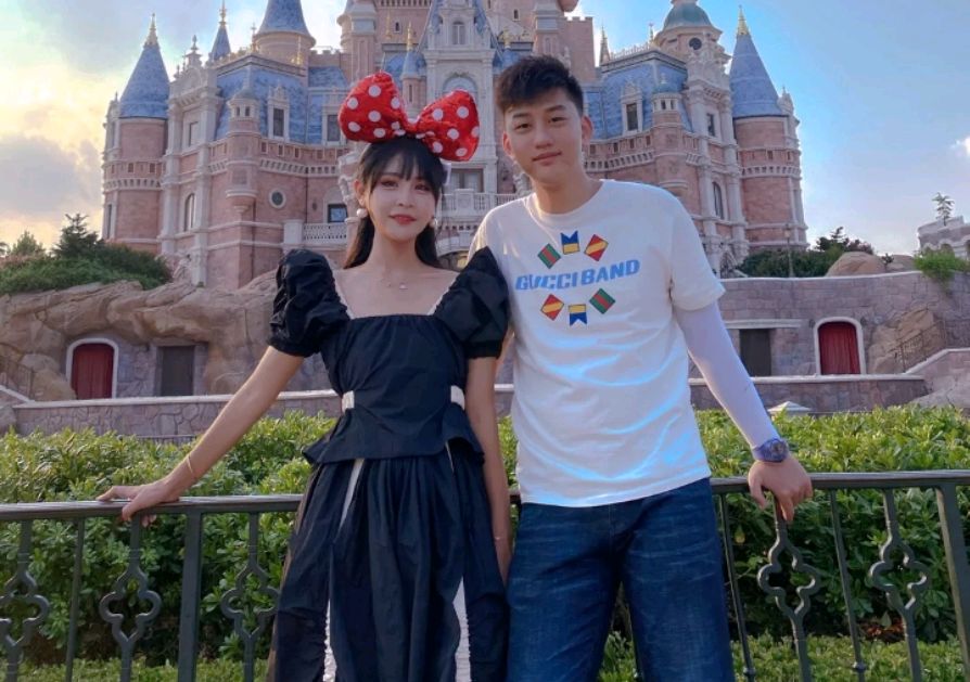 辛巴徒弟猫妹妹与达少分手,网友感叹两个人还是没躲开"魔咒"-搜狐