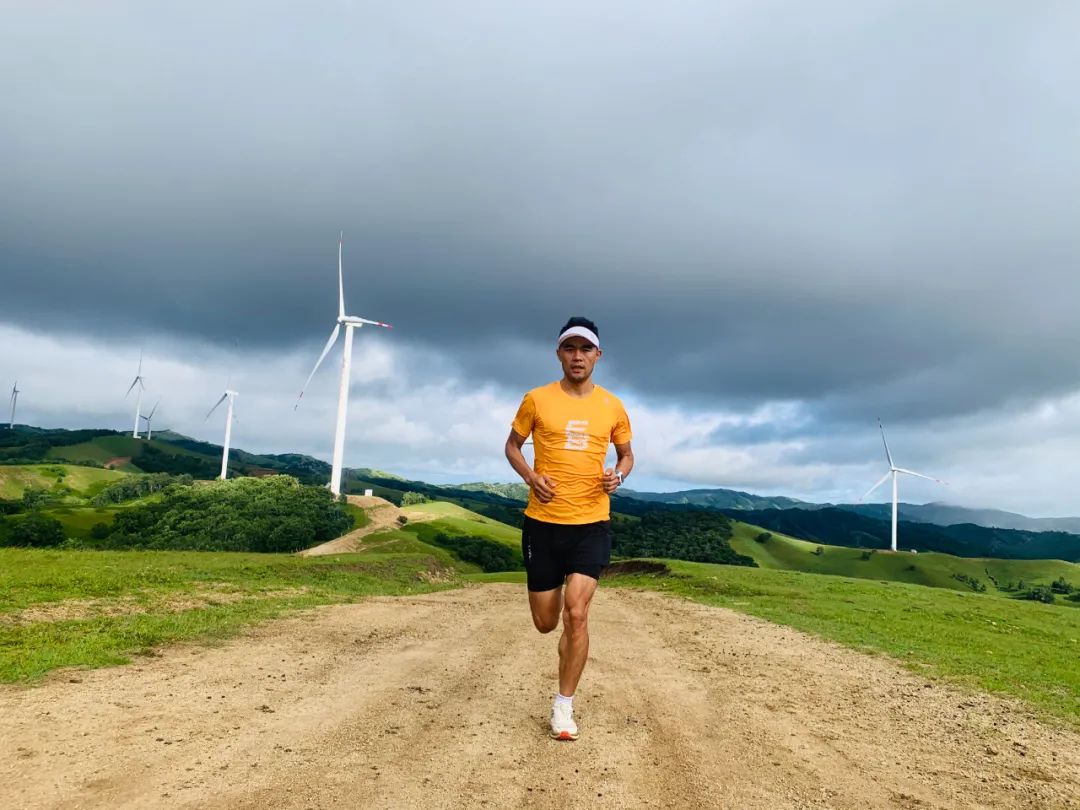 生活|32岁的苏炳添站在巅峰，32岁的他重新出发！