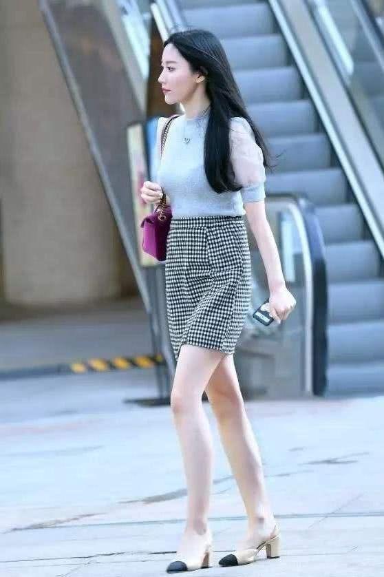 酷酷|精巧美搭的裙子，充满很好的年轻活力，时时刻刻展现你的美