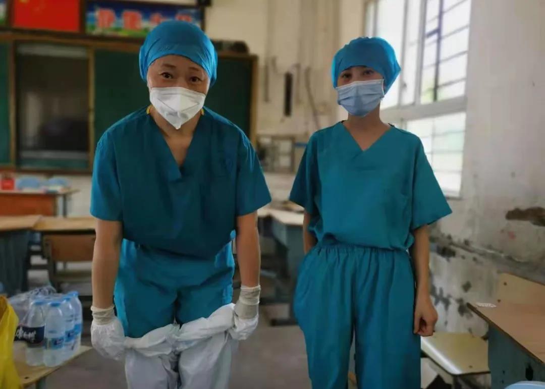 郑州市第一人民医院派350名医护人员支援航空港区核酸采集