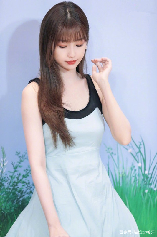 发型|被虞书欣的少女风惊艳了，穿薄荷短裙纤腰薄背一样不少，“哇哦”