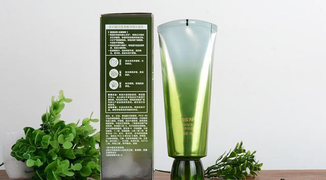 黑头|秋冬洁面怎么选?干净水润不紧绷买它就对了