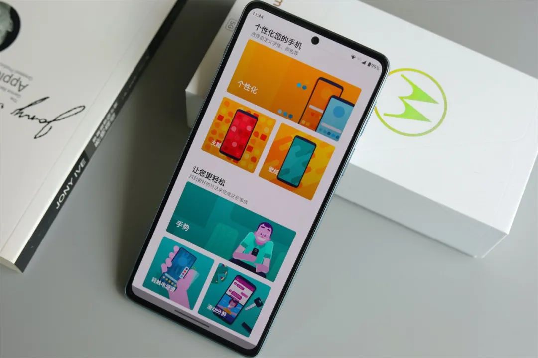 旗舰|摩托罗拉 edge s pro之王者归来：2399元起的全能旗舰，背后战力如何？