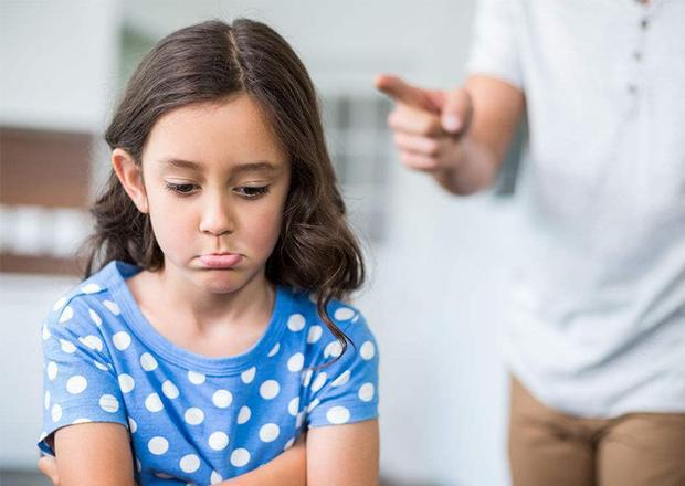 产房|产房内看到二宝的瞬间，我突然哭了：生二胎感觉对不起老大