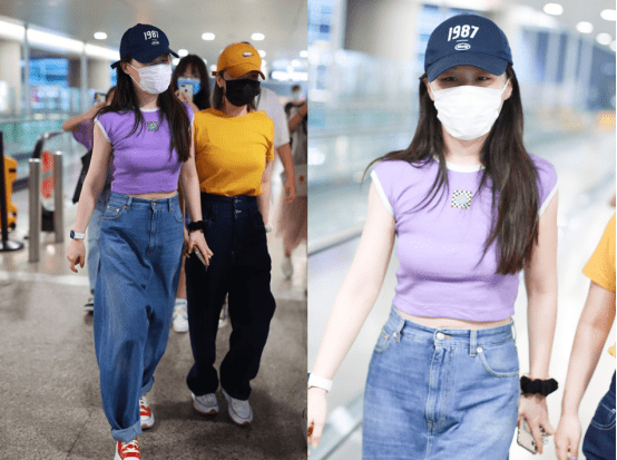 小姑娘|金靖终于火了,小姑娘直播时古灵精怪,穿身休闲造型更是显俏皮