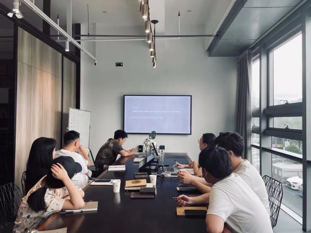 内里·|LK朗威 | 设计基础研究 周会:注重内里·空间设计