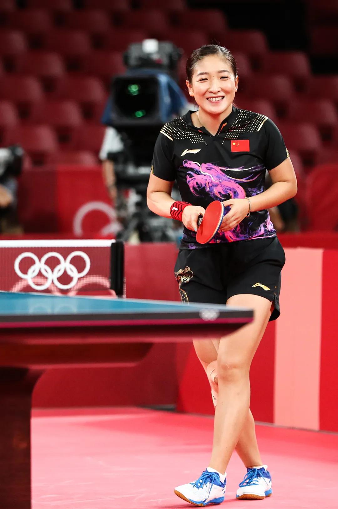 国乒女团金牌也属于刘诗雯