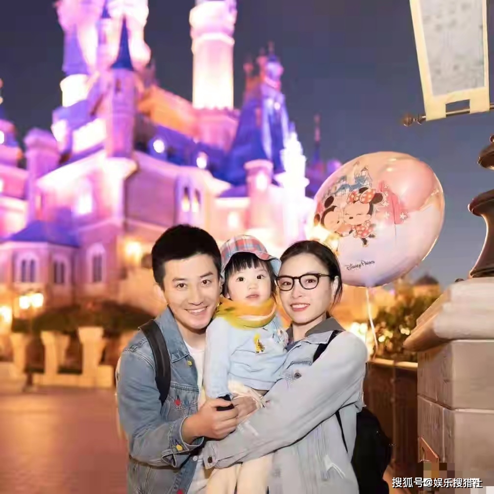 奥运|跳水女皇吴敏霞官宣二胎！晒出一家四口幸福照，并透露产期将至