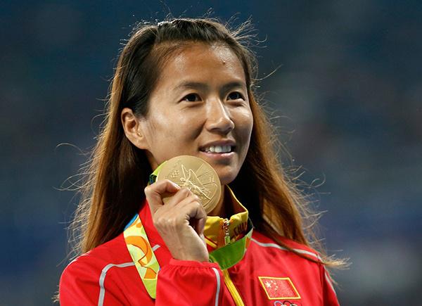 妈妈选手刘虹32岁产后复出一周狂练190公里3个月瘦了20多斤