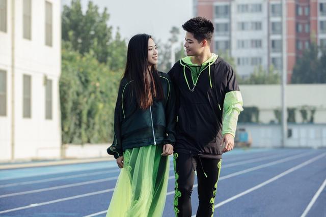 林艳芳|苏炳添妻子颜值原来这么高,就算素颜也很美,两人的合照温馨甜蜜