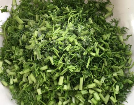 食欲|早餐鸡蛋饼加上这一味料,清香味美口感独特,有促进食欲之功效