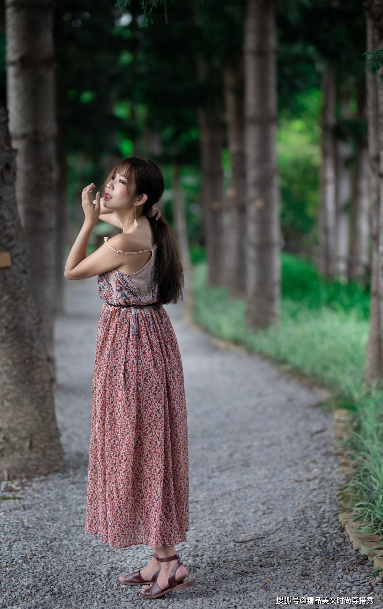 设计|复古不等于老气，穿上它，你就能拥有属于你的万种风情