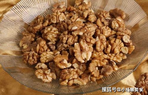 都得先|女人若不想老得太快，早餐喝它，比牛奶强，口感香滑，越喝越年轻