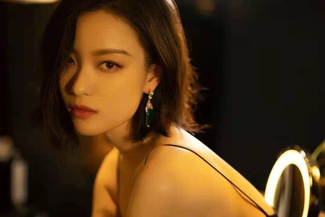 巅峰|倪妮迎来33岁生日,被嘲出道即巅峰的她,如今电影电视两开花